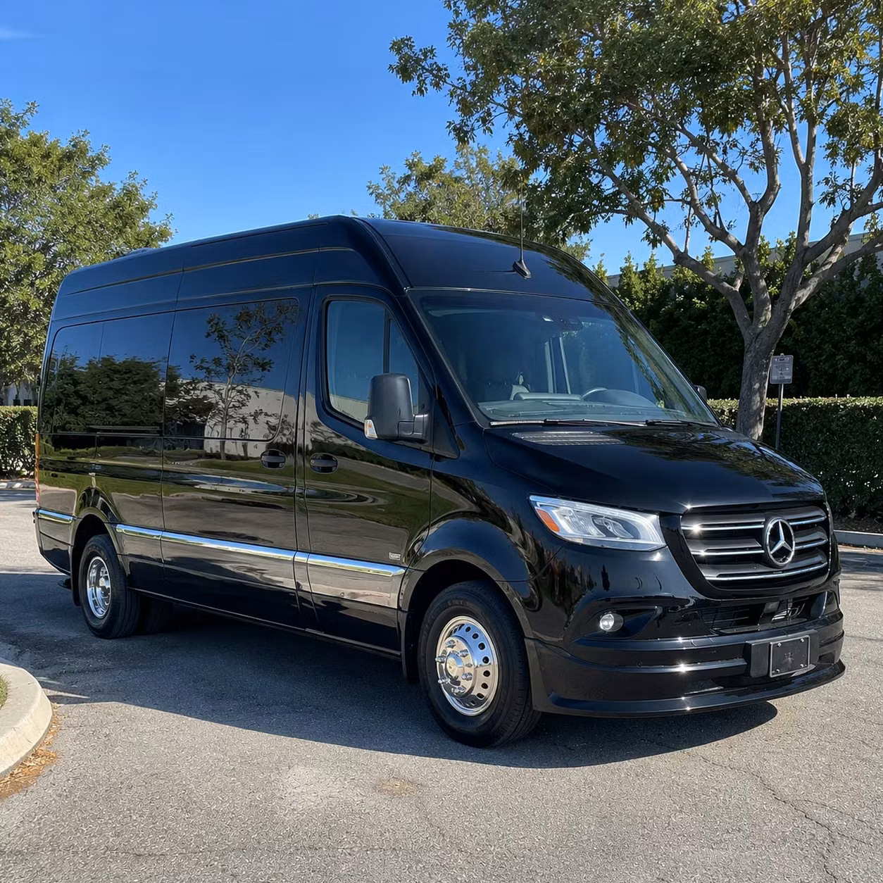 hayward airport transfer shuttle bus services